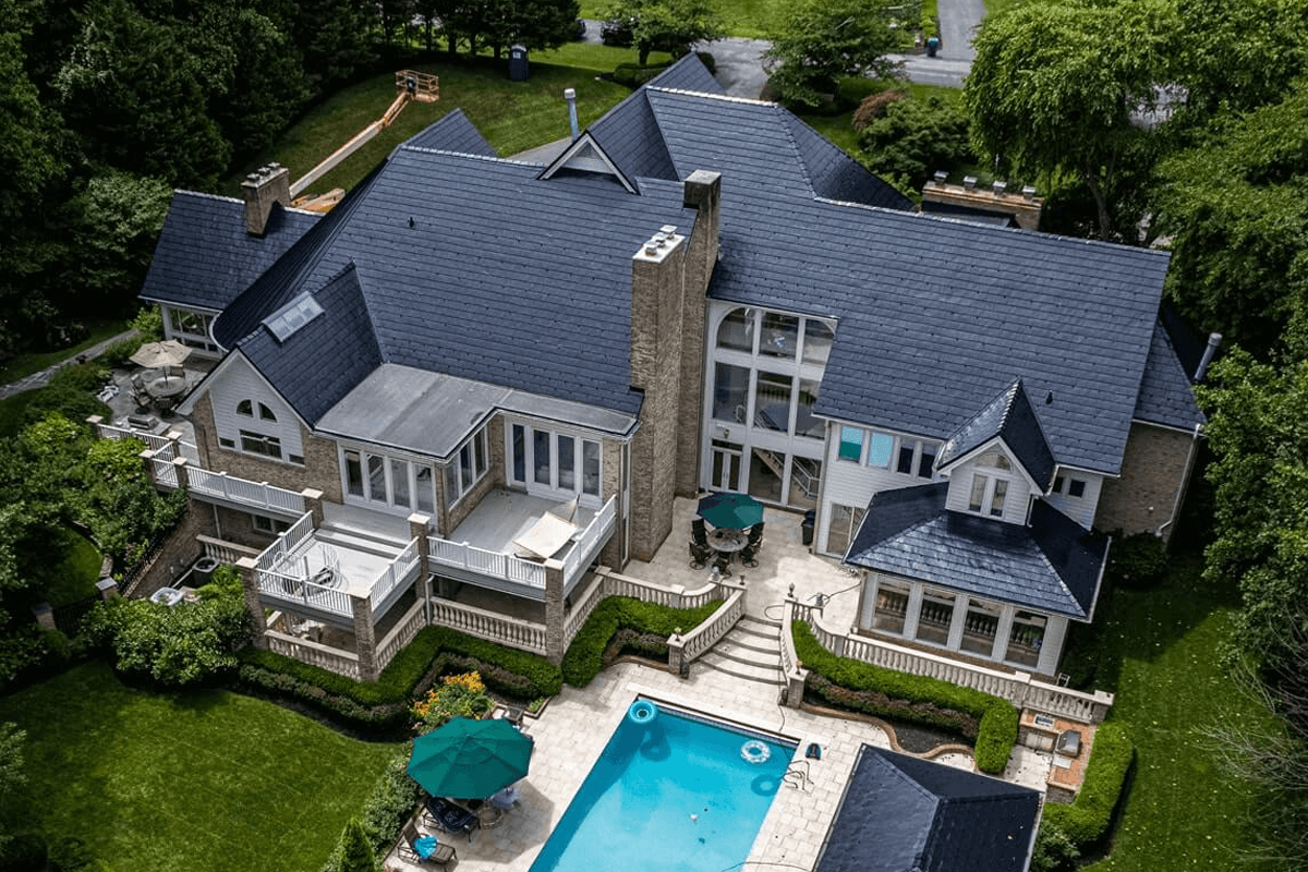 Brava Roofing Contractor