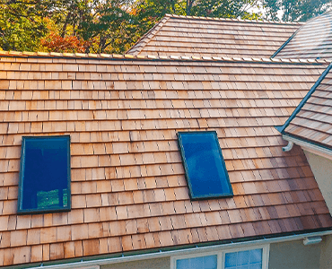 The Advantages of Choosing Cedar Shake Roofing Shingles